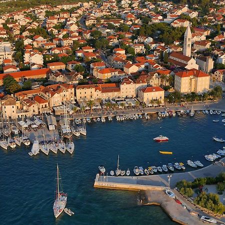 Apartman Dajana Supetar Εξωτερικό φωτογραφία