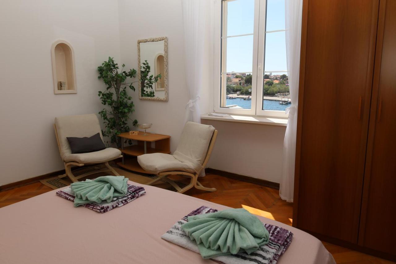 Apartman Dajana Supetar Εξωτερικό φωτογραφία