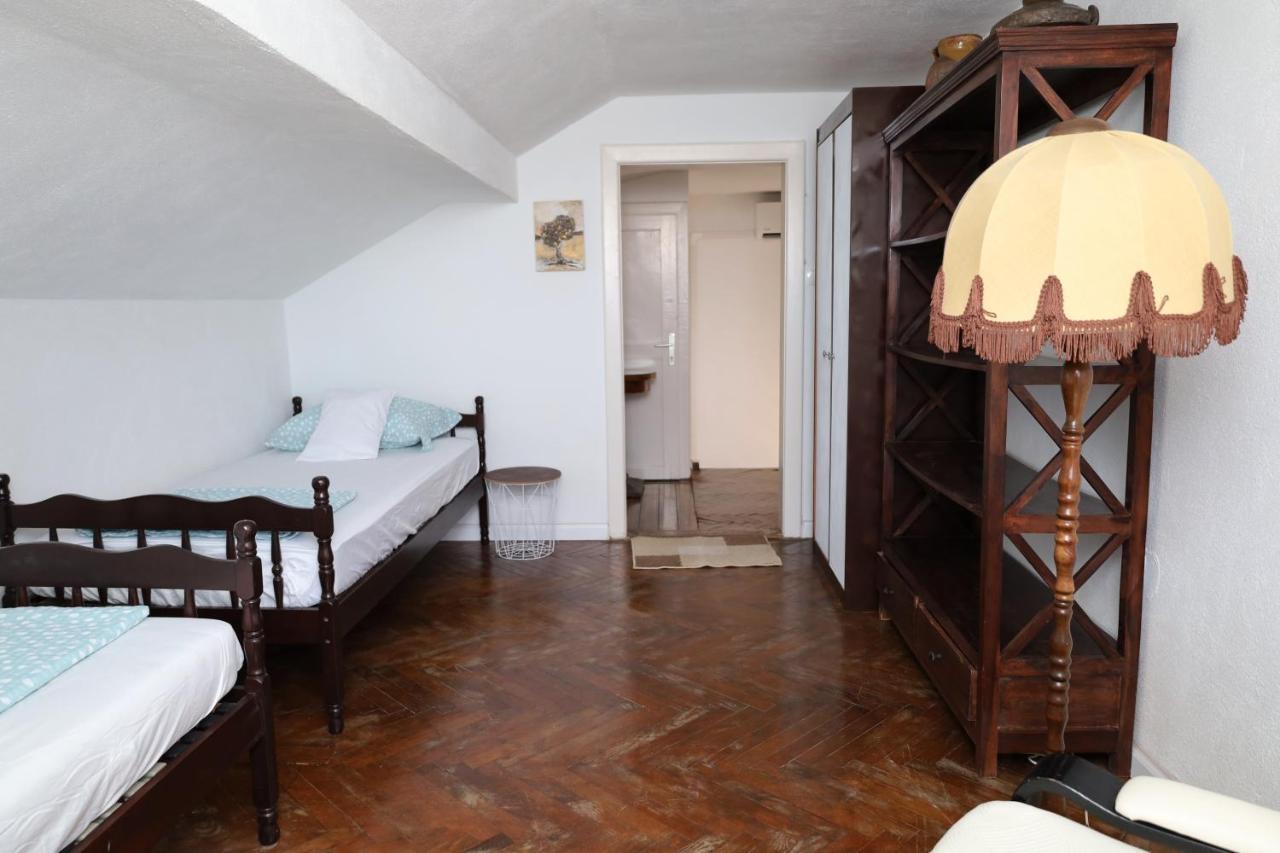 Apartman Dajana Supetar Εξωτερικό φωτογραφία