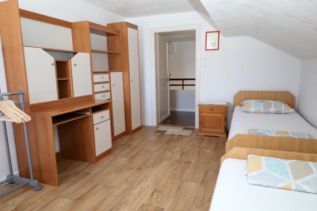 Apartman Dajana Supetar Εξωτερικό φωτογραφία