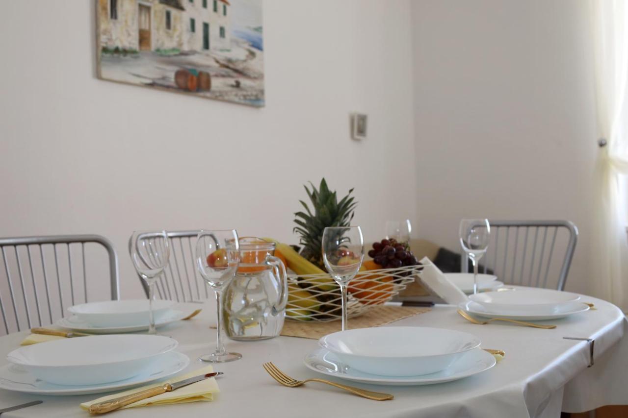 Apartman Dajana Supetar Εξωτερικό φωτογραφία